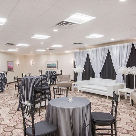 Ac Hotel By Marriott Portland לייק אוסווגו מראה חיצוני תמונה