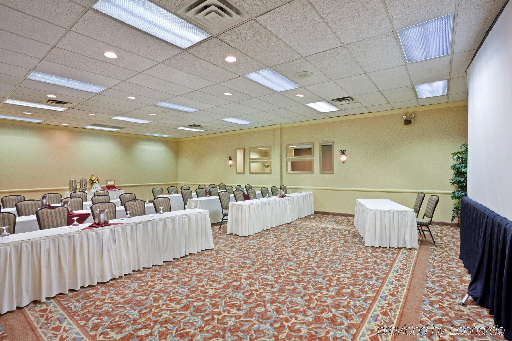 Ac Hotel By Marriott Portland לייק אוסווגו מראה חיצוני תמונה